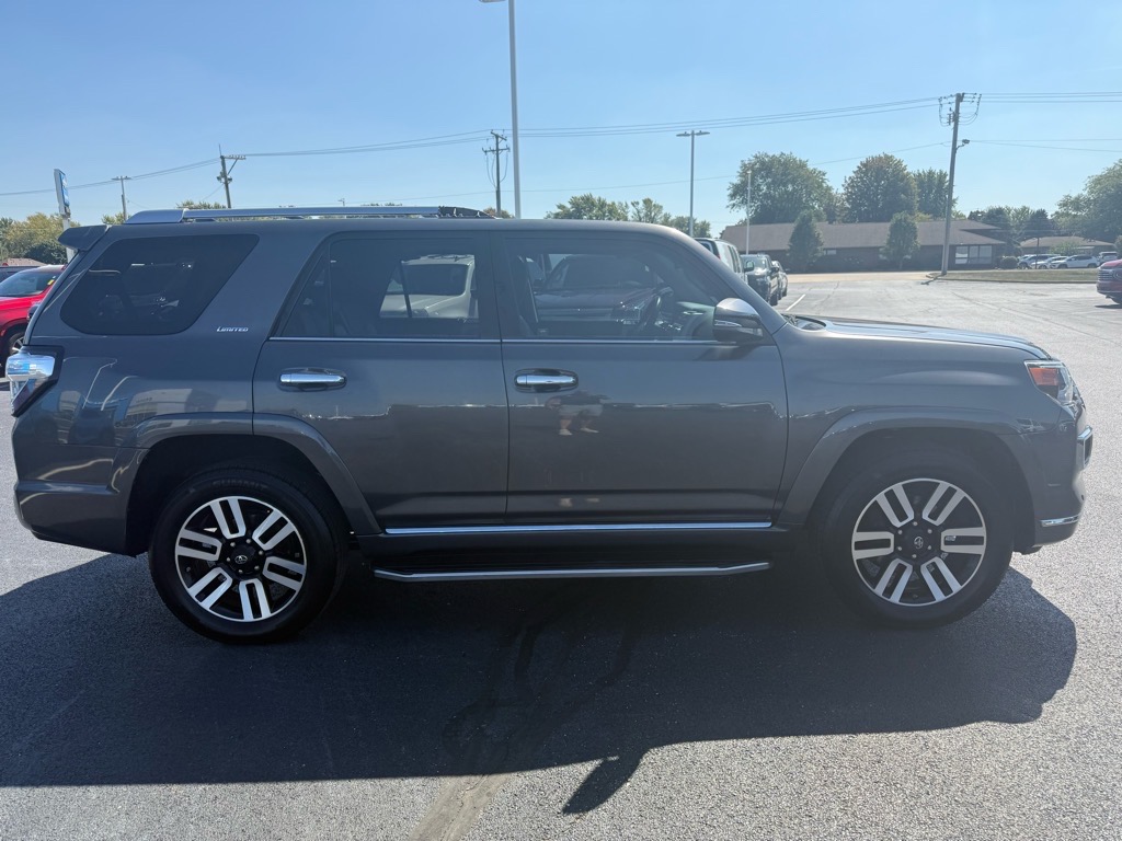 2016 Toyota 4Runner Limited photo 5