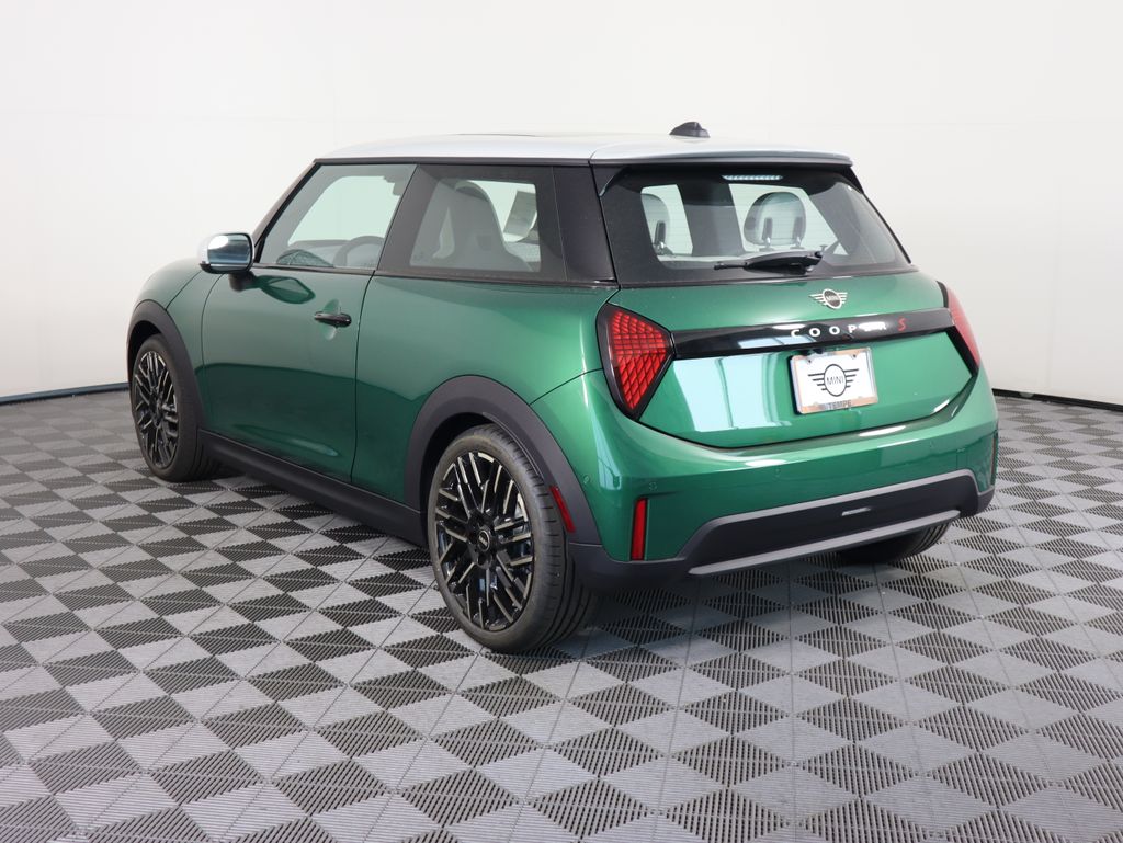 2025 Mini Cooper Signature photo 7