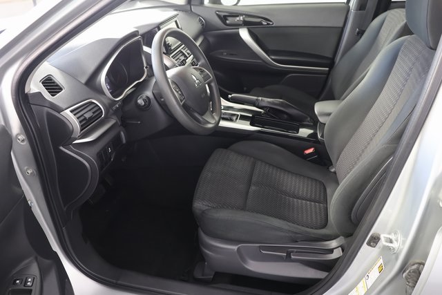2020 Mitsubishi Eclipse Cross ES photo 15