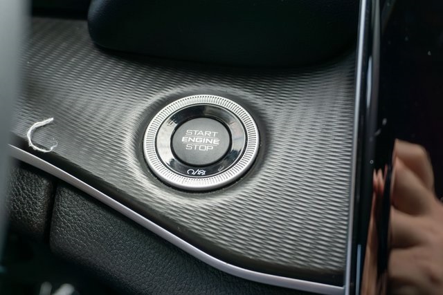 2023 Jeep Grand Cherokee Altitude photo 20