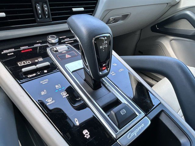 2023 Porsche Cayenne Coupe Platinum Edition photo 16