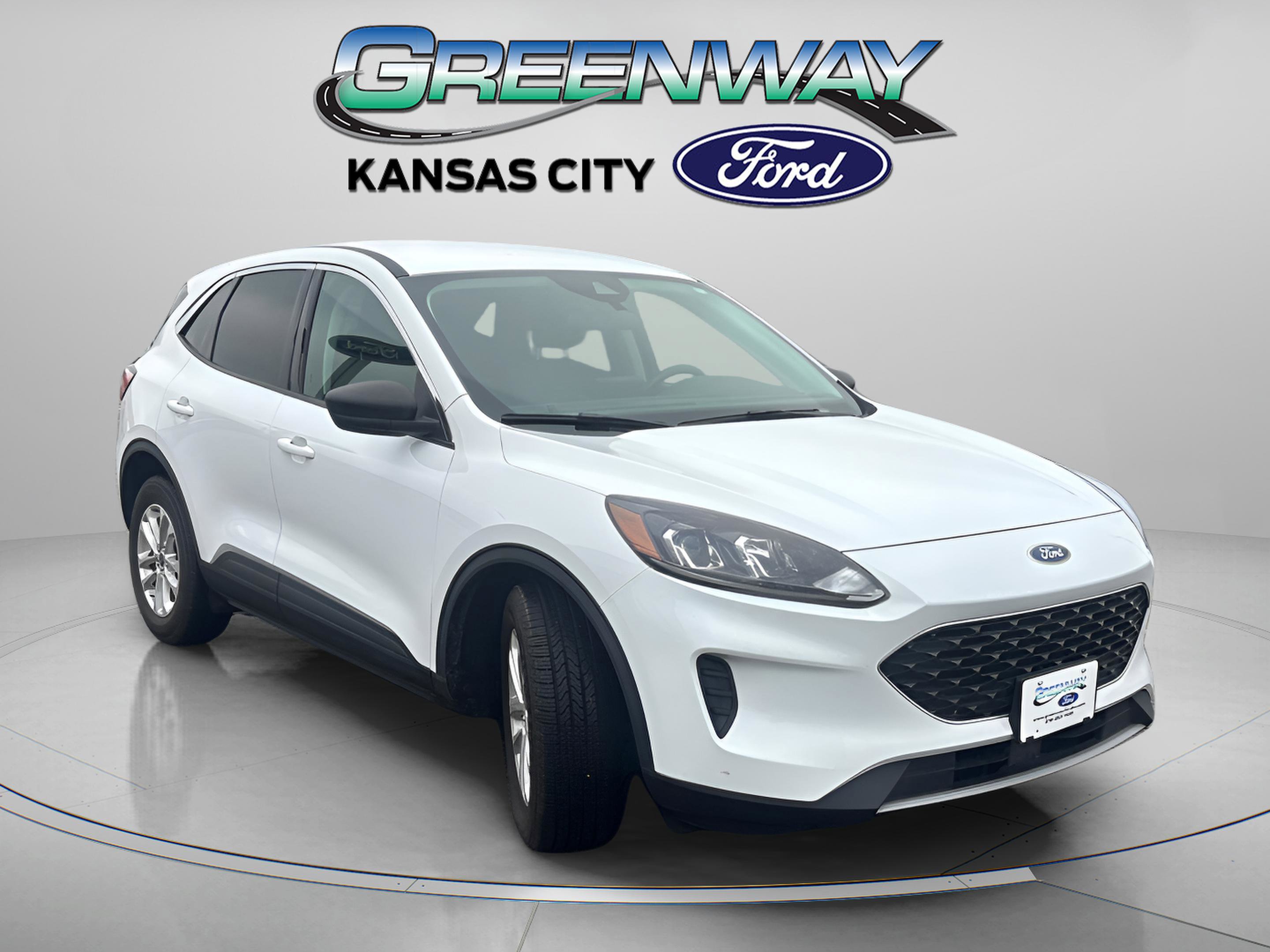 2022 Ford Escape SE's photo
