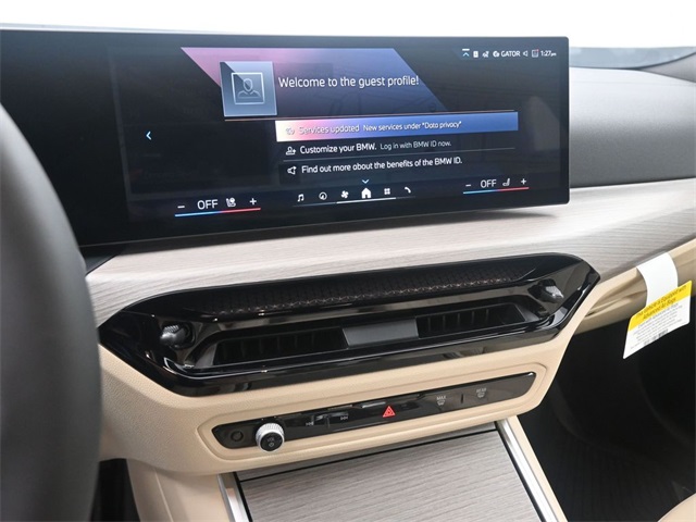 2025 Bmw 330i photo 3