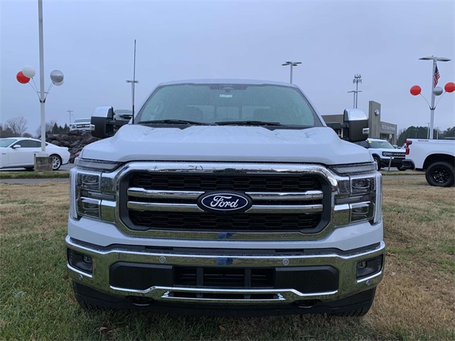 2025 Ford F-150 Lariat photo 2