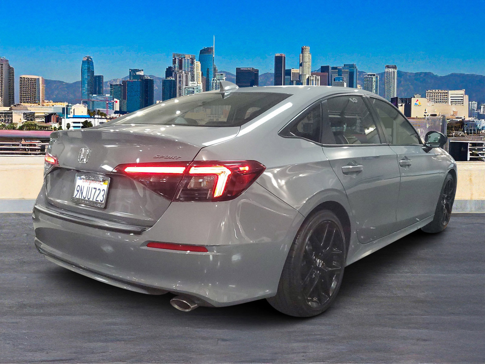 2025 Honda Civic Sport photo 3