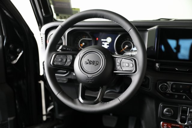 2025 Jeep Gladiator Rubicon photo 3