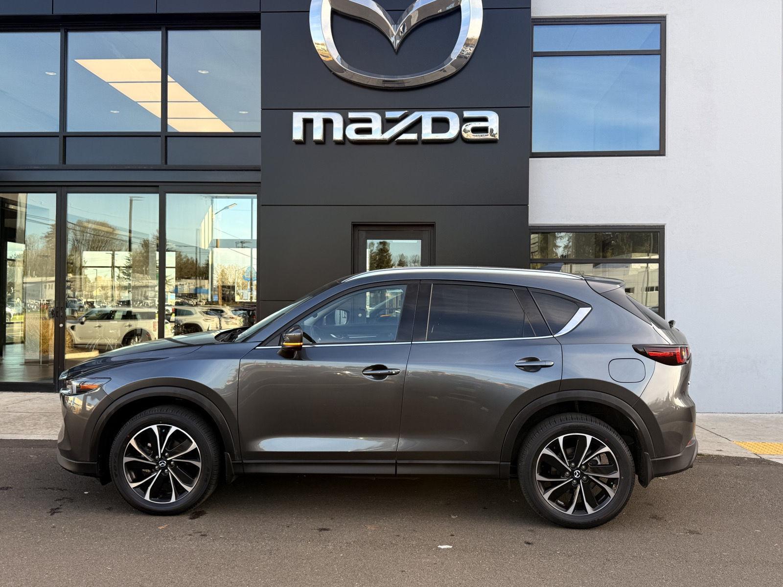 2023 Mazda CX-5 S Premium Plus package's photo