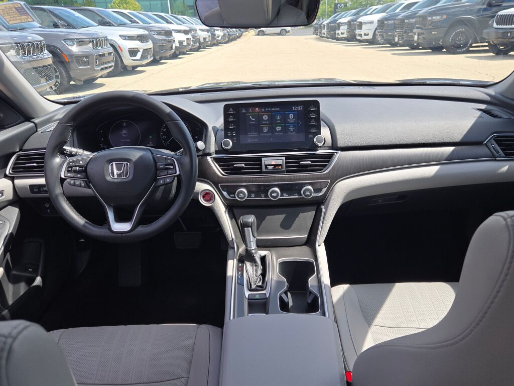 2019 Honda Accord EX-L photo 16