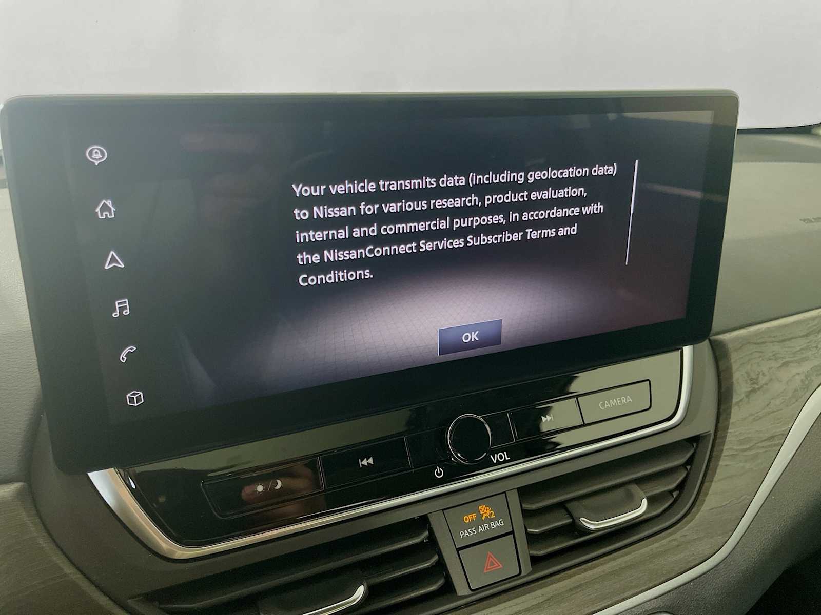 2023 Nissan Altima 2.5 SV photo 13