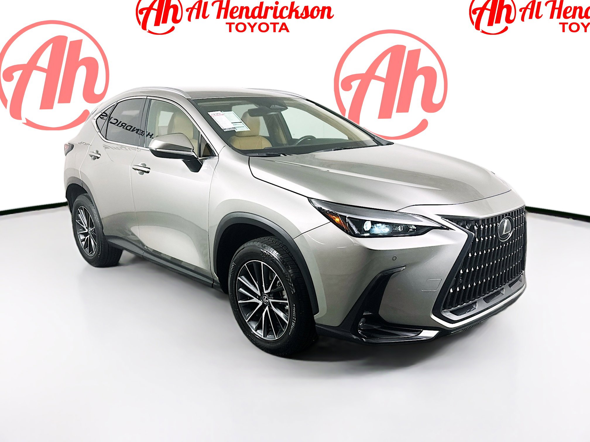 2025 Lexus NX 250's photo