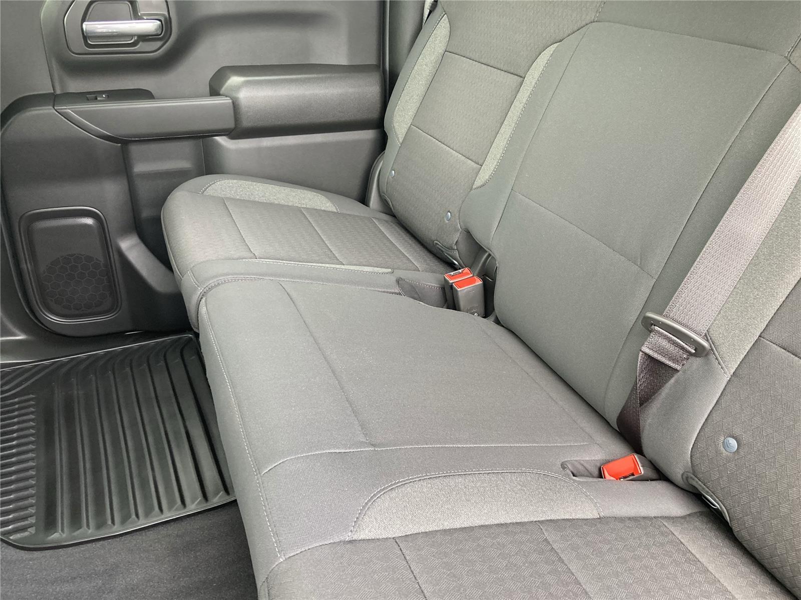 2026 Chevrolet Silverado 1500 Custom photo 16