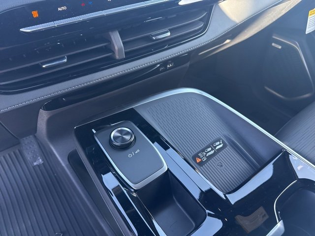 2025 Buick Enclave Sport Touring photo 20