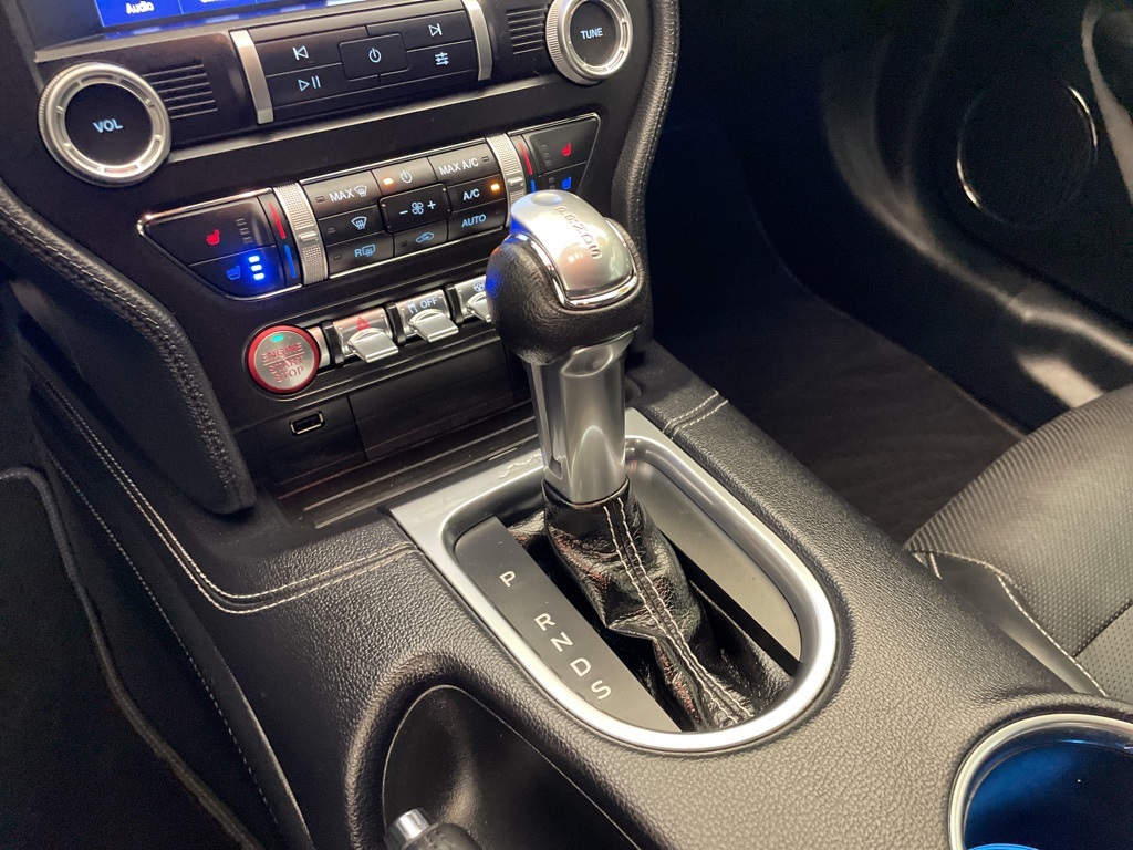 2020 Ford Mustang GT Premium photo 14