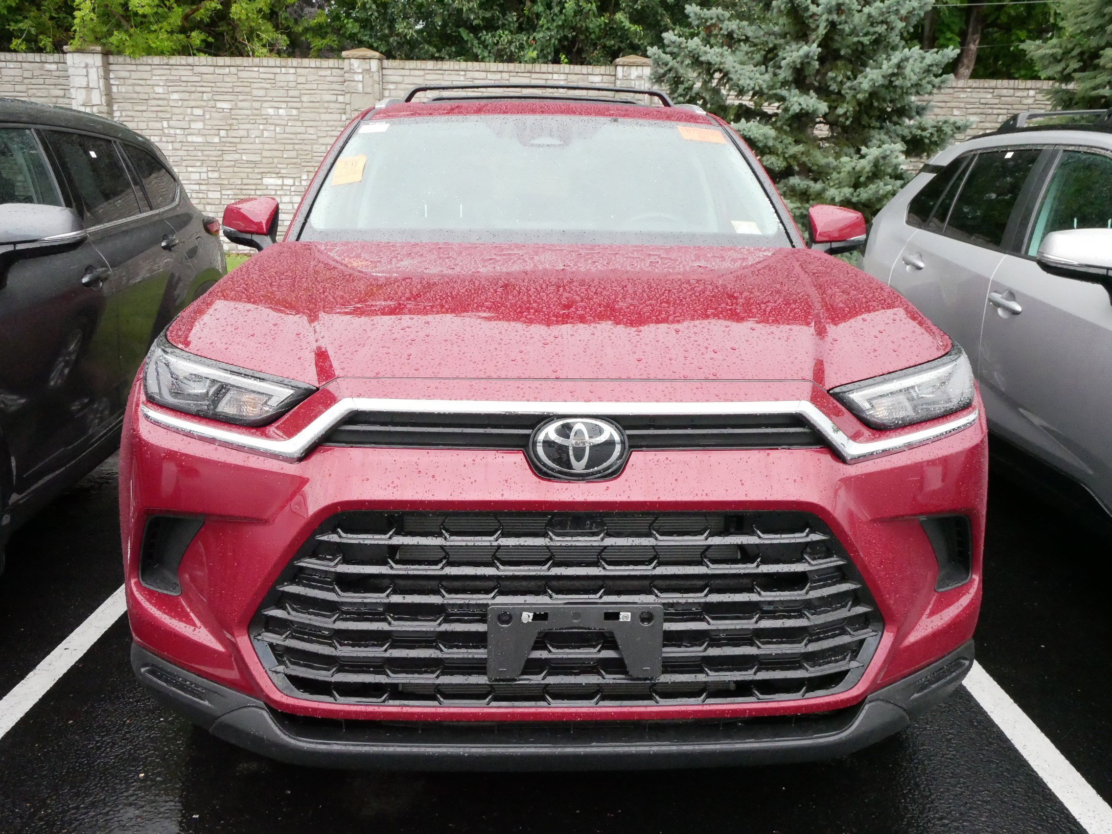 Certified 2024 Toyota Grand Highlander XLE with VIN 5TDAAAB5XRS021187 for sale in Brooklyn Center, Minnesota