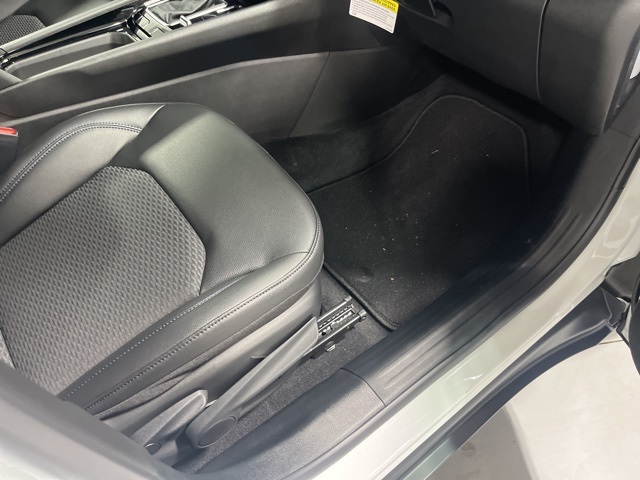 2026 Jeep Compass Latitude photo 18