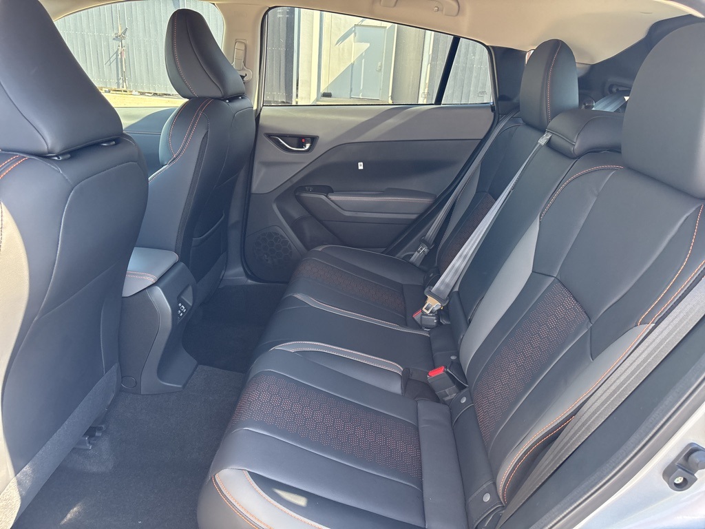 2025 Subaru Crosstrek Limited photo 12