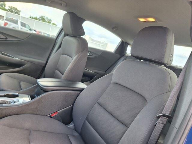 2023 Chevrolet Malibu 1LT photo 7