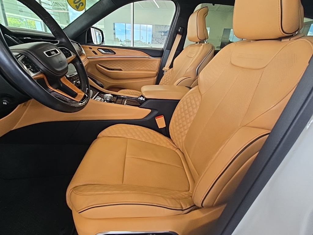 2021 Jeep Grand Cherokee L Summit photo 22