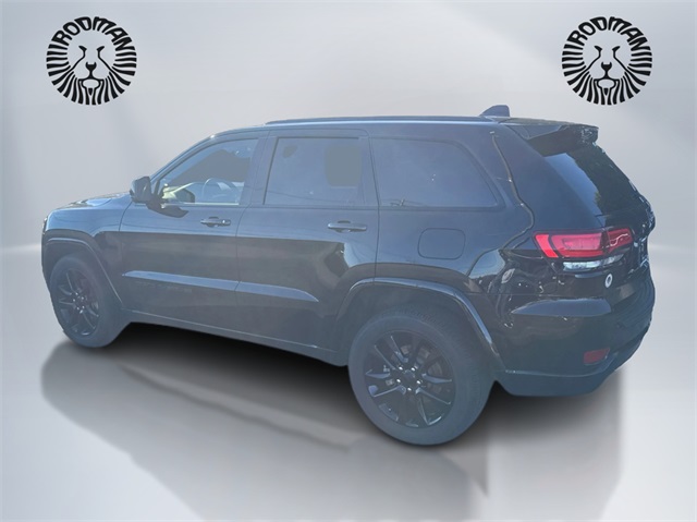 2021 Jeep Grand Cherokee Laredo X photo 4