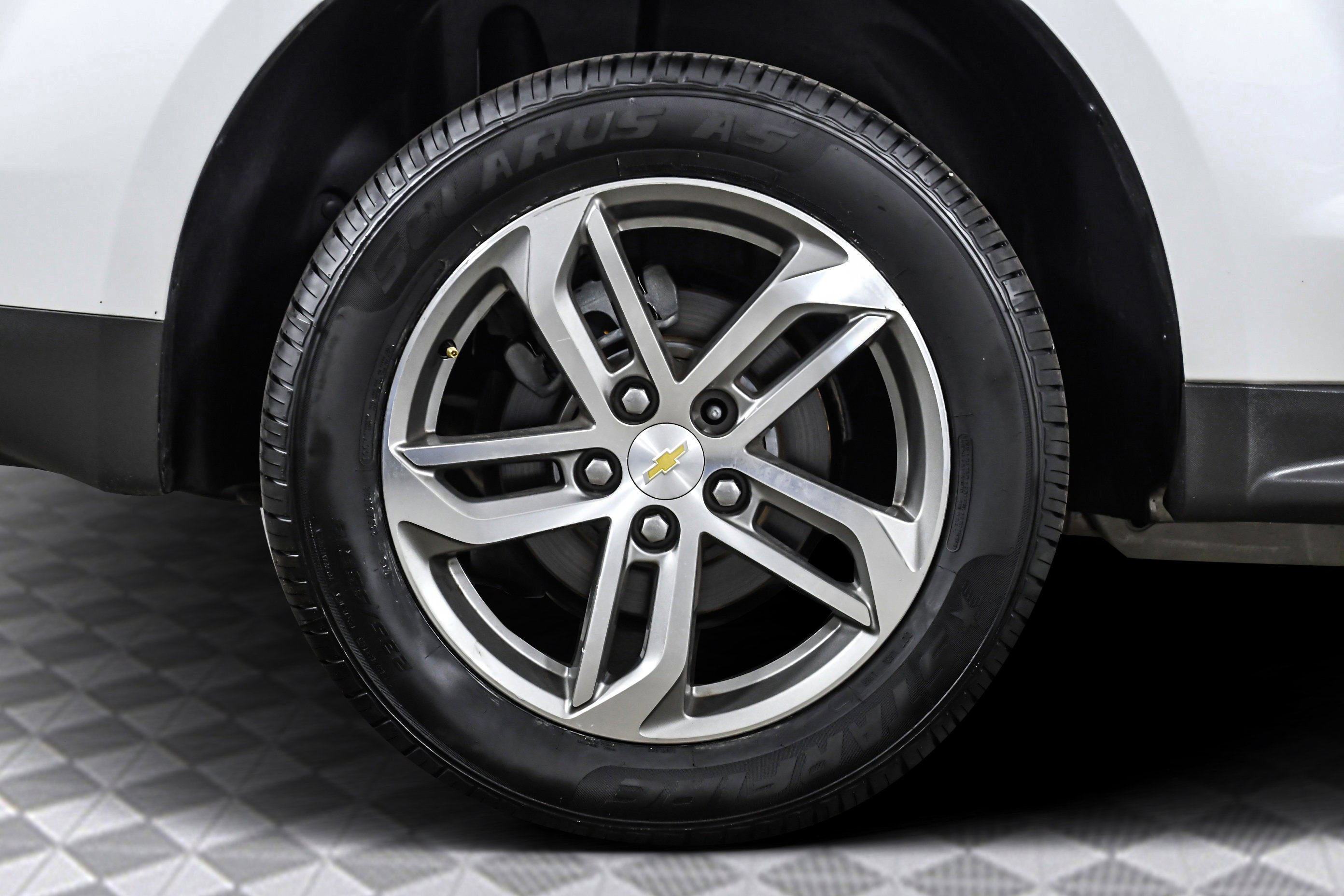 2016 Chevrolet Equinox LTZ photo 24