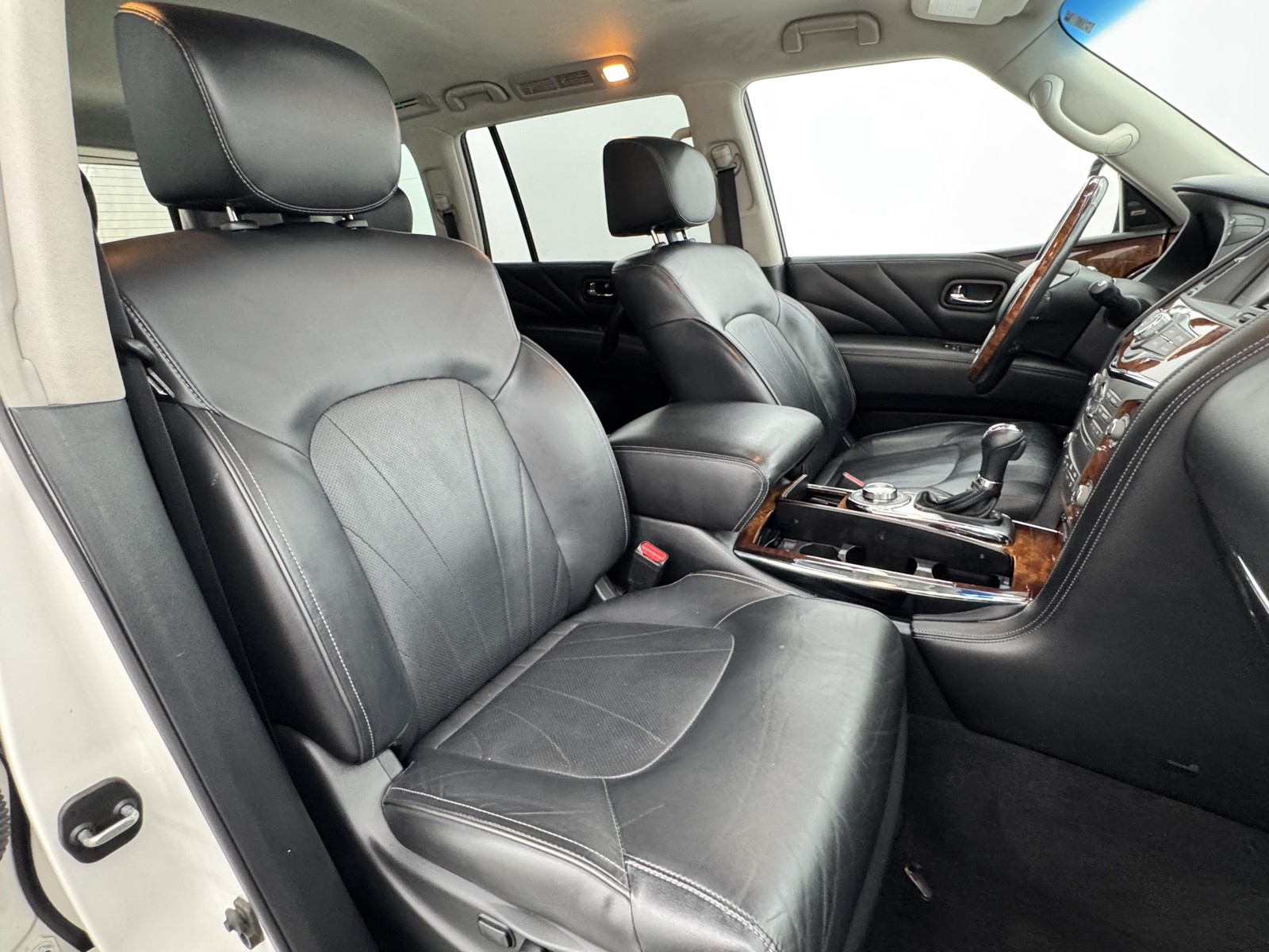 2017 Infiniti QX80 Limited photo 52