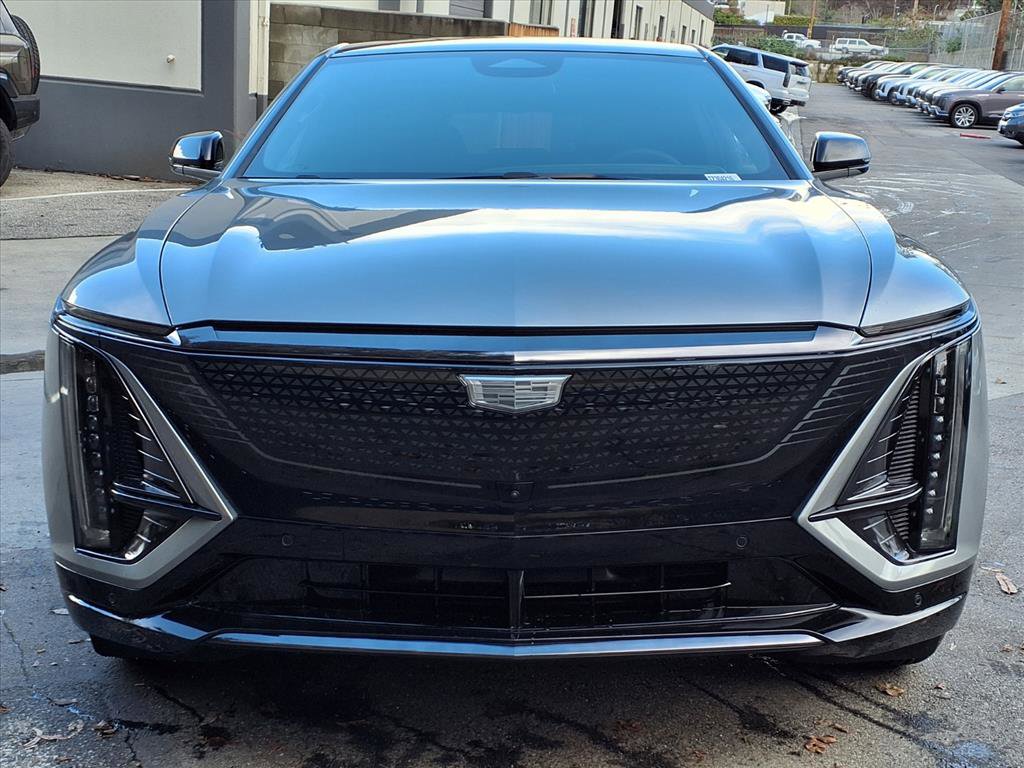 2026 Cadillac Lyriq Sport photo 2