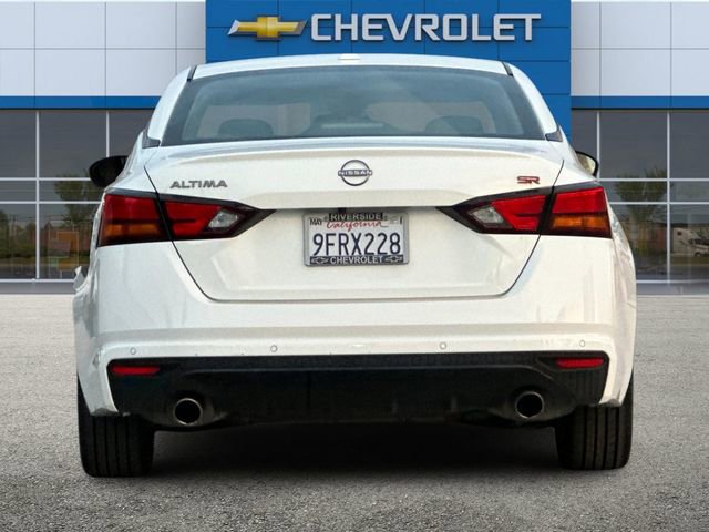 2023 Nissan Altima 2.5 SR photo 3
