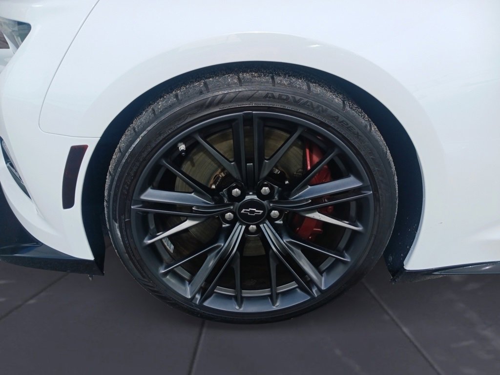 2021 Chevrolet Camaro ZL1 photo 30