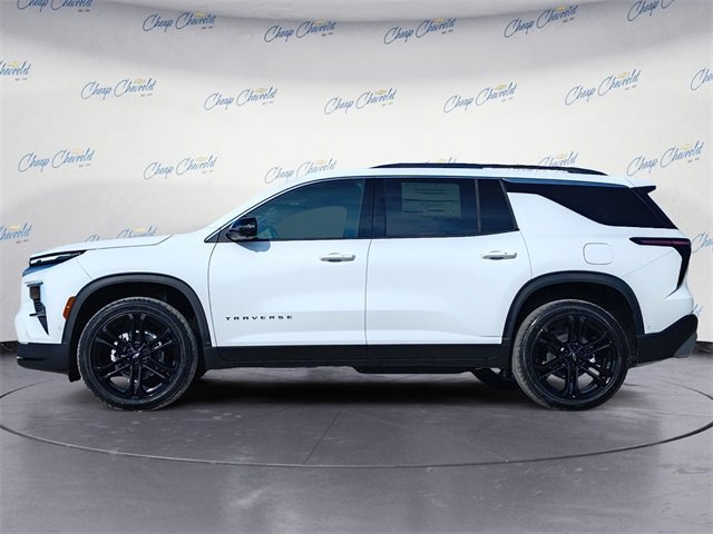 2026 Chevrolet Traverse photo 2