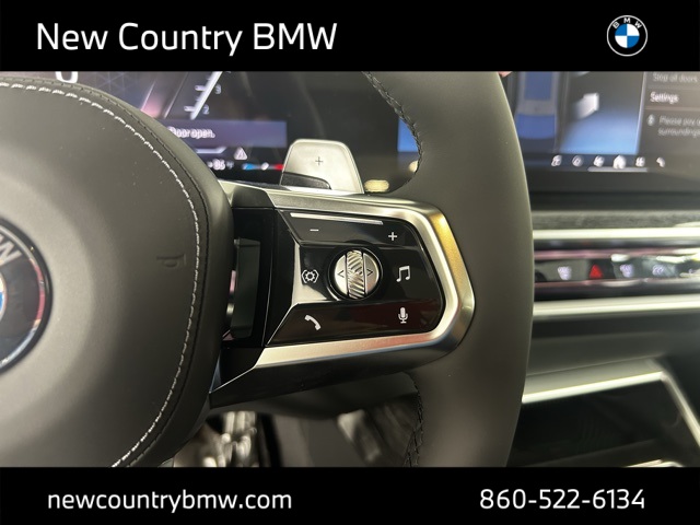 New 2025 Black Sapphire Metallic BMW 760i xDrive image 17