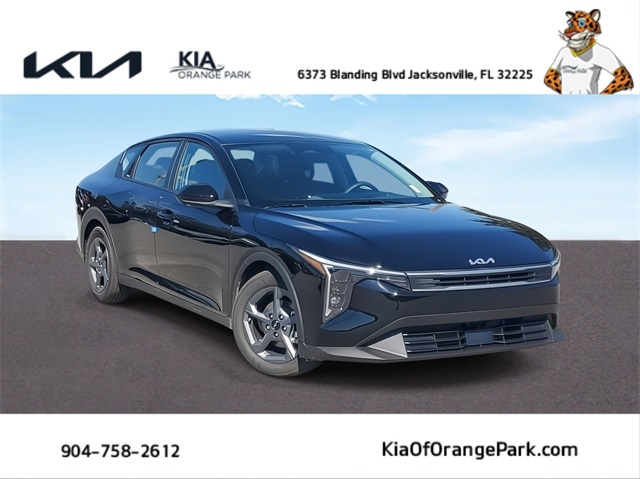2025 Kia K4 LXS's photo