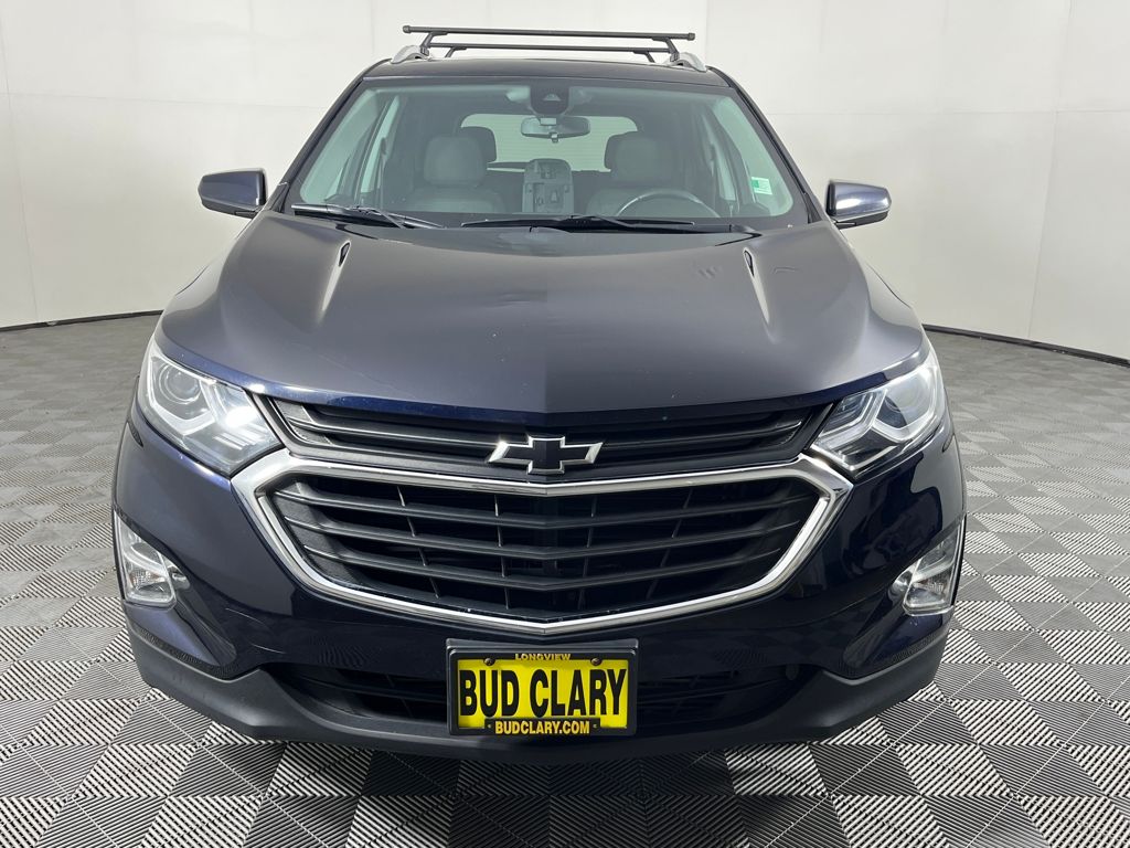 2020 Chevrolet Equinox LT photo 2