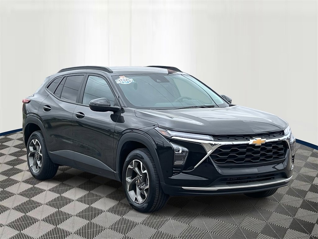 2024 Chevrolet Trax LT photo 6