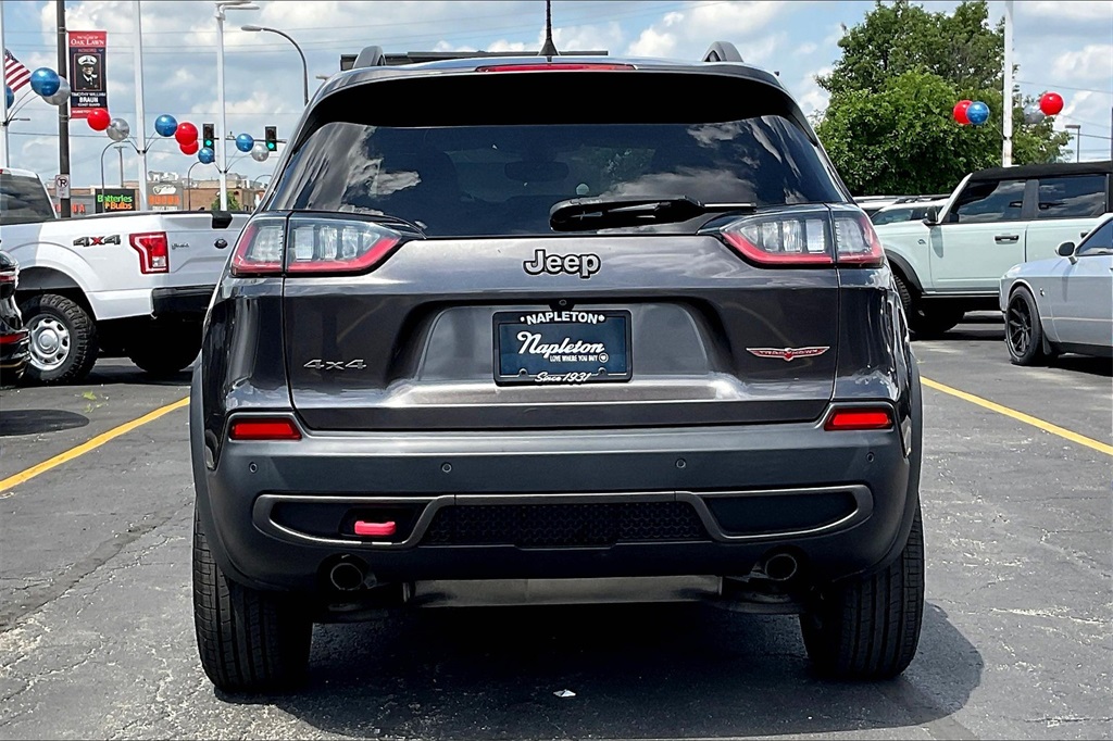 2019 Jeep Cherokee Trailhawk photo 3