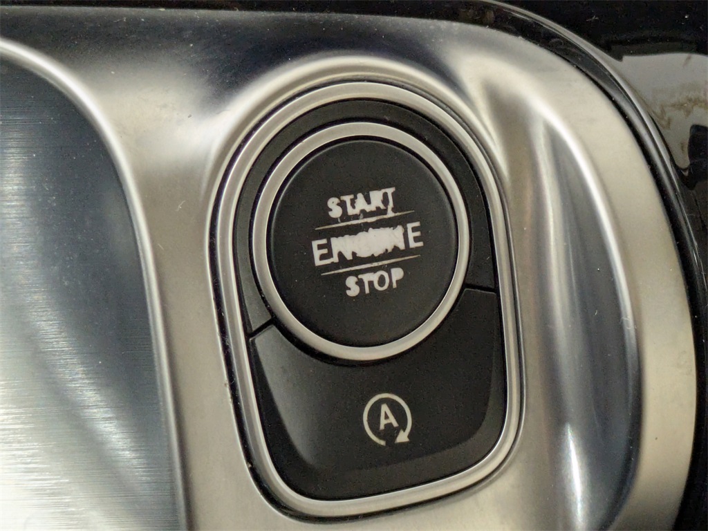 2020 Mercedes Benz GLB 250 4MATIC photo 25