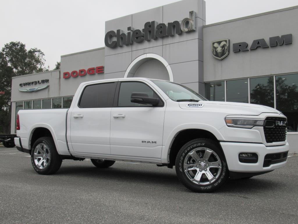 2025 Ram 1500 Big Horn Lone Star photo 2