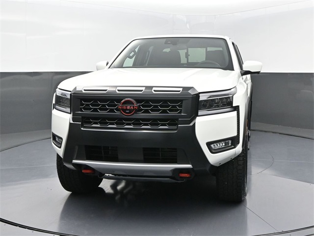 2025 Nissan Frontier PRO-4X photo 2