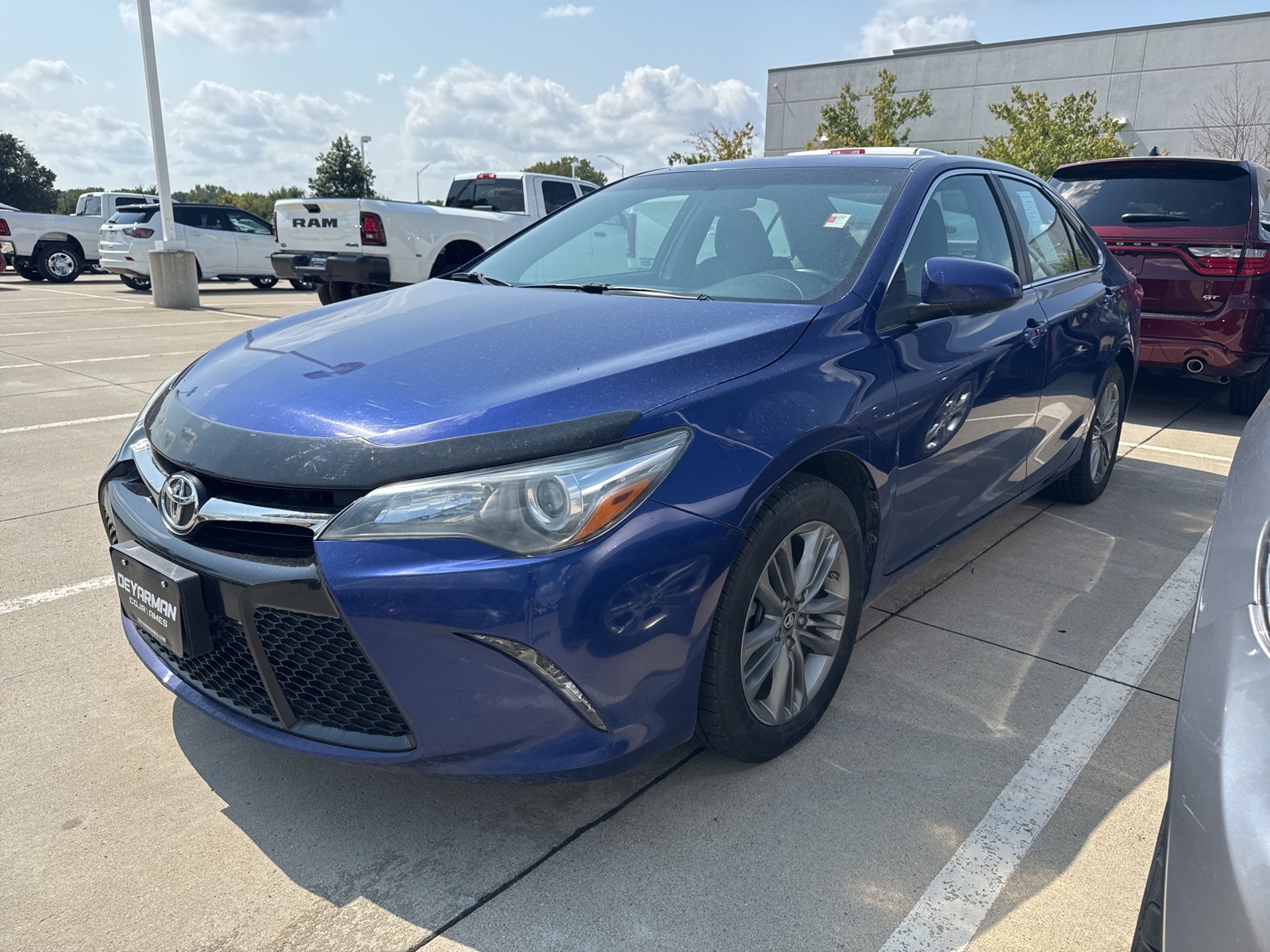 2016 Toyota Camry photo 2