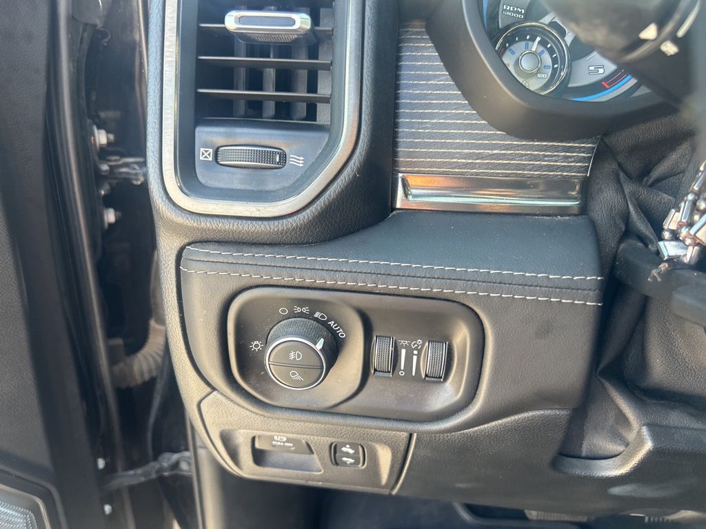 2021 Ram 1500 Limited photo 5
