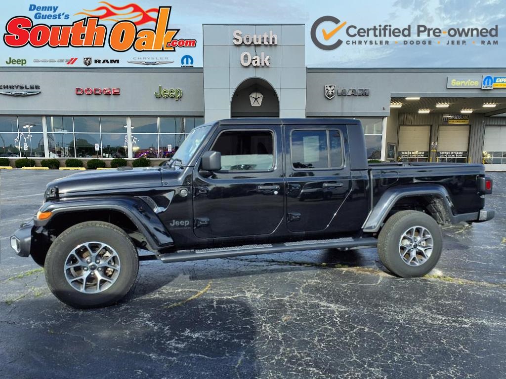 2024 Jeep Gladiator Sport photo 4