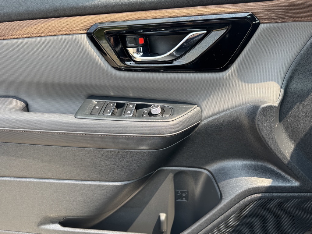 2025 Subaru Forester Sport photo 16