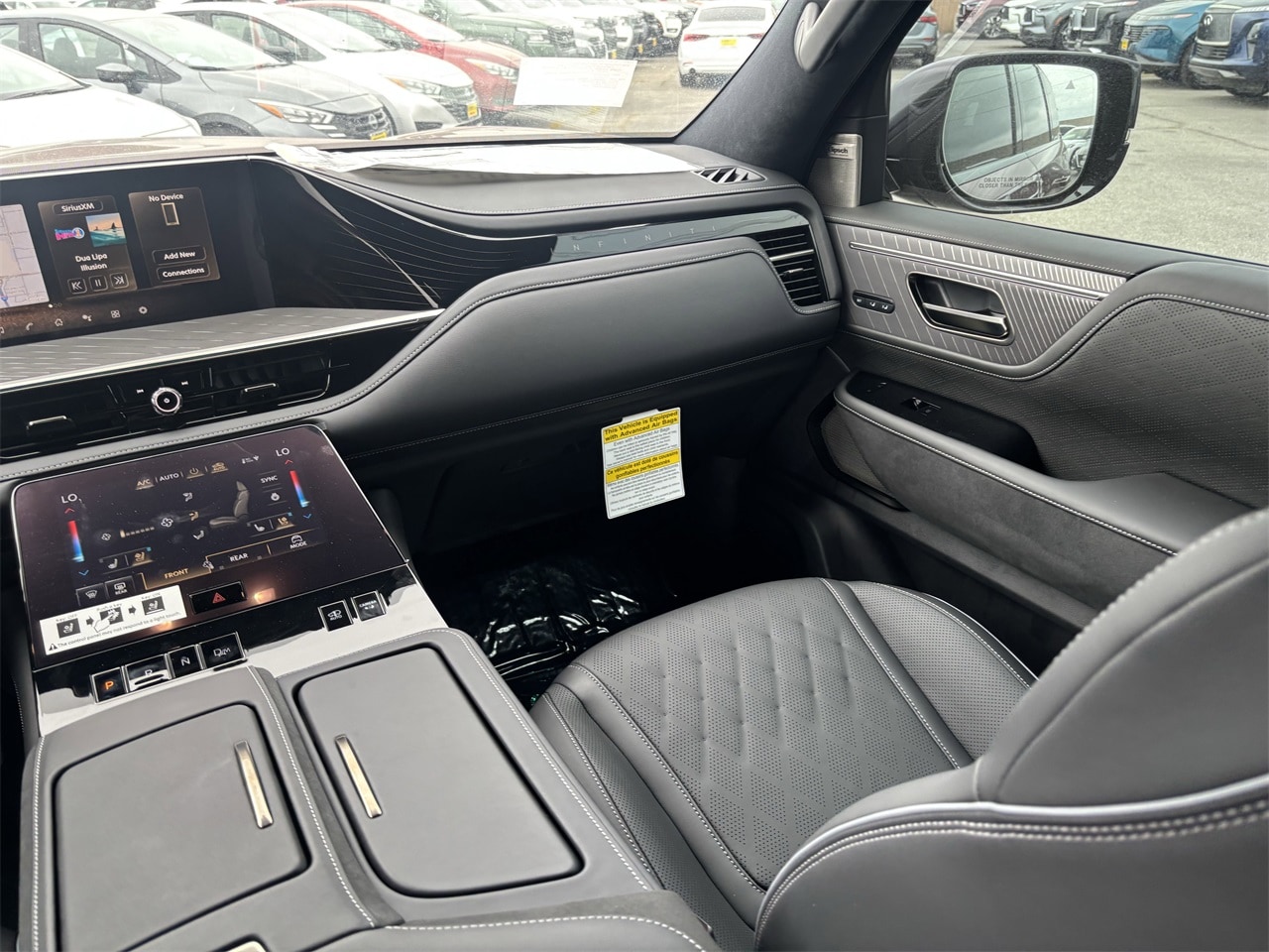 2025 Infiniti QX80 photo 16