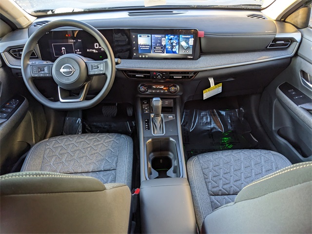 2026 Nissan Kicks SV photo 8