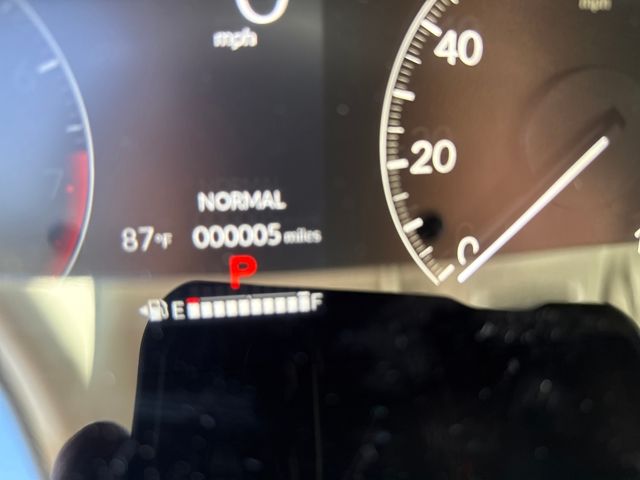 2026 Honda HR-V LX photo 13