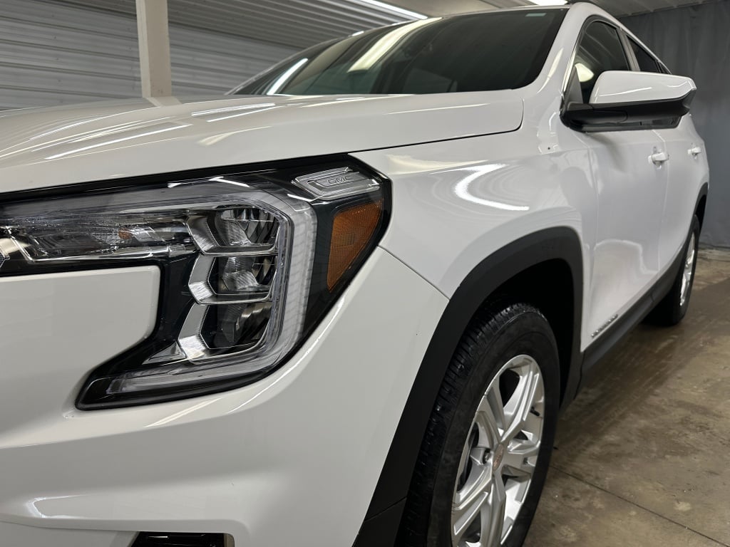 2022 Gmc Terrain SLE photo 12