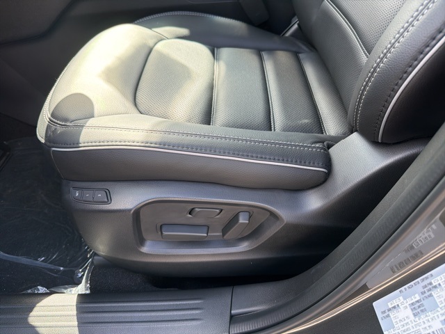 2025 Mazda CX-5 2.5 S Preferred photo 10