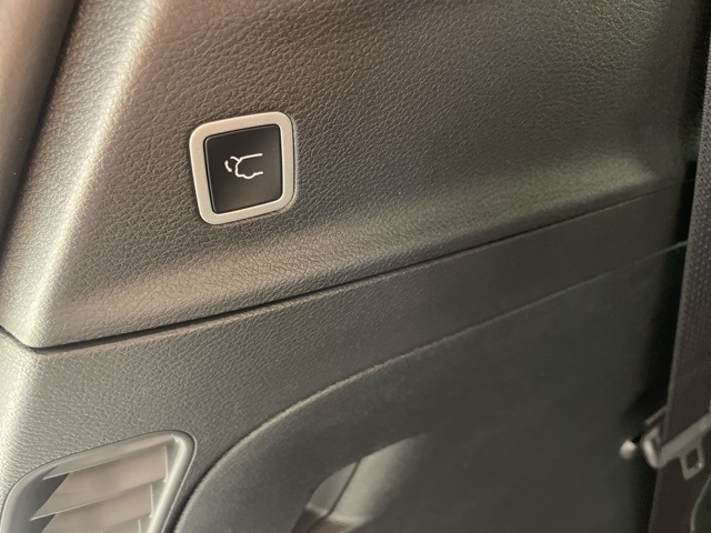 2025 Chrysler Pacifica photo 40