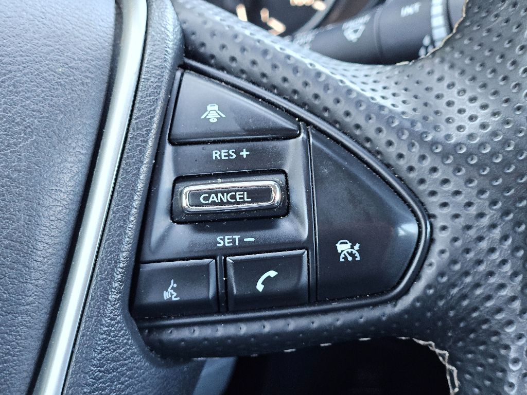 2023 Nissan Maxima SV photo 18