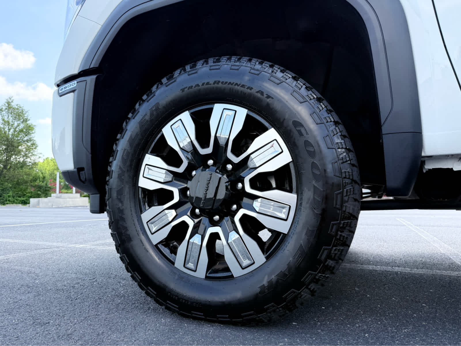 2025 Gmc Sierra 2500 HD Denali photo 9