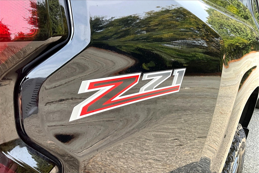 2023 Chevrolet Colorado Z71 photo 23